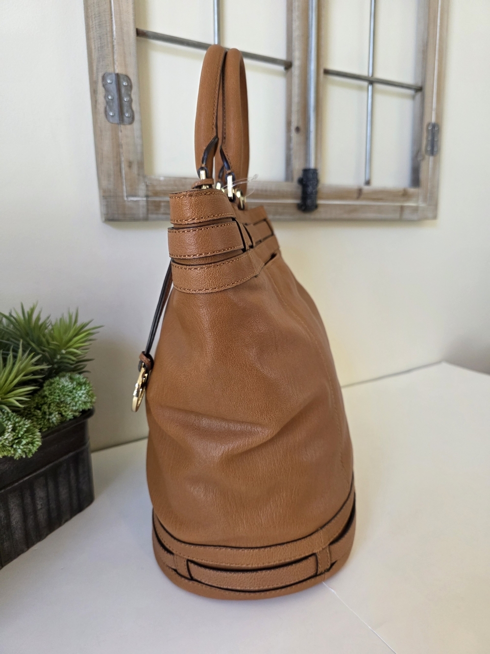Michael Kors Kingsbury Large Leather Tote Bucket Bag Crossbody- New With Tags - Picture 4 of 16